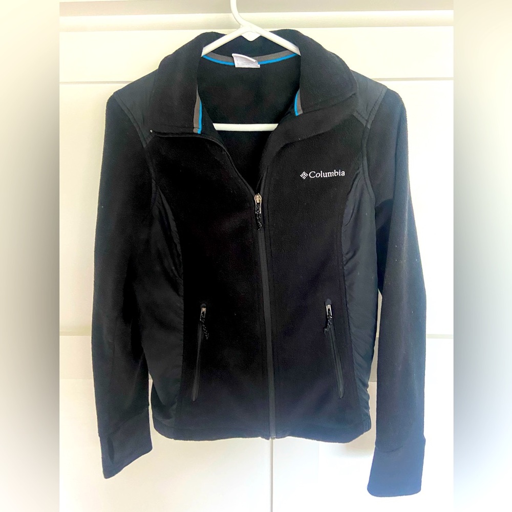 Women’s Columbia Black Fleece. Size Small.